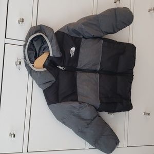 EUC boys North Face reversible jacket 5T